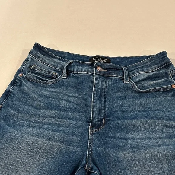 Judy Blue size 14W bootcut jeans with stretch - Picture 2 of 6